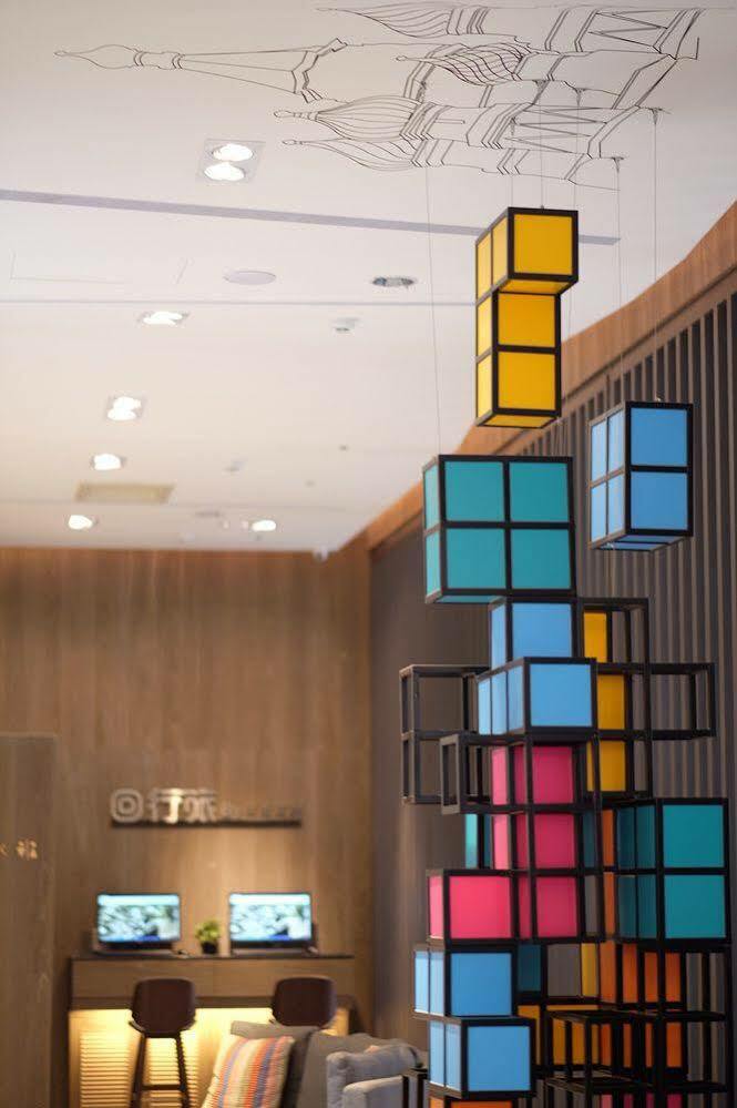 Icasa Hotel - By Cosmos Creation ไถจง ภายนอก รูปภาพ