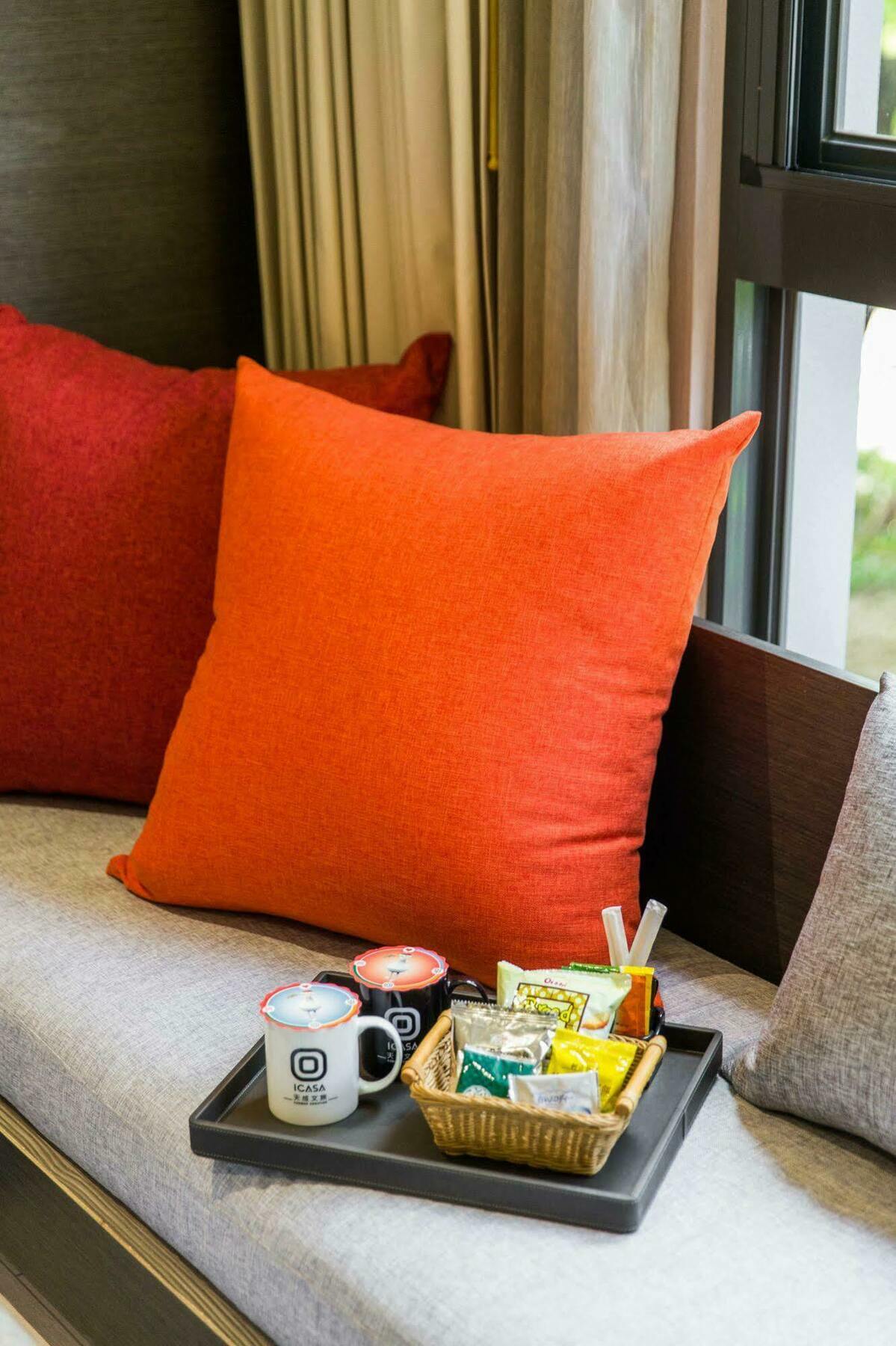 Icasa Hotel - By Cosmos Creation ไถจง ภายนอก รูปภาพ